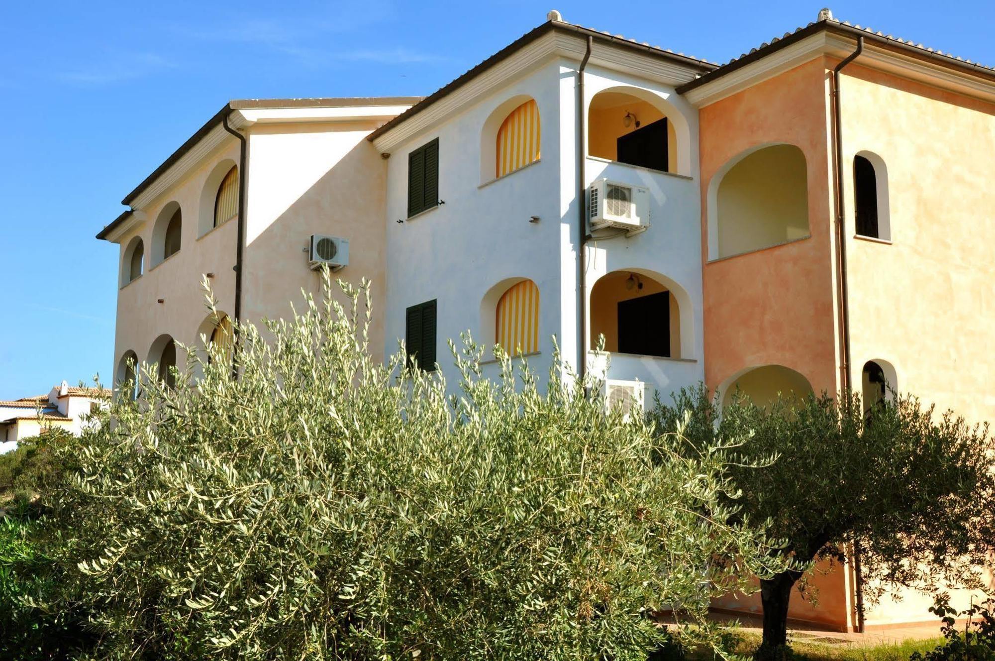 Residence Il Borgo Orosei Εξωτερικό φωτογραφία